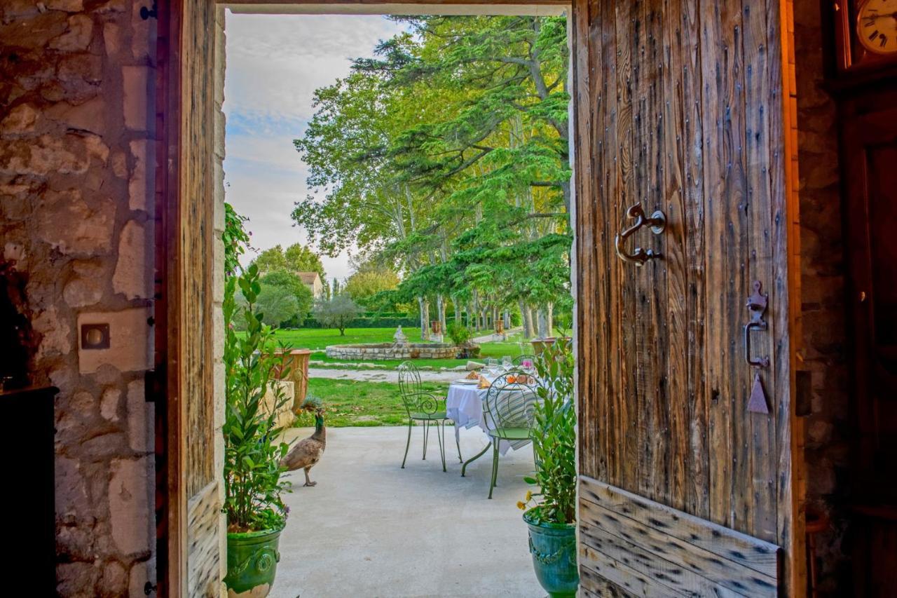 Bastide De Bellegarde Bed & Breakfast Avignon Exterior photo