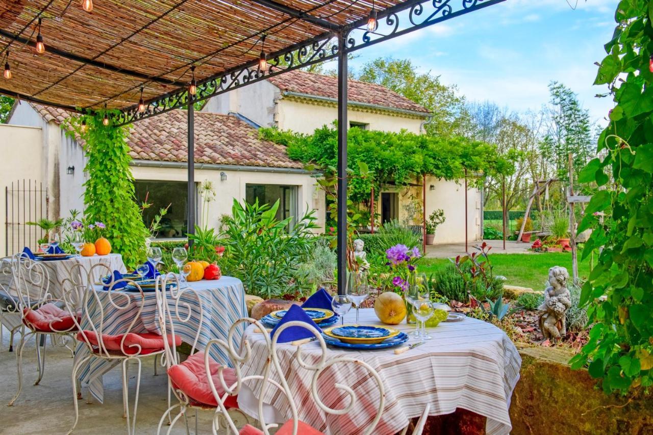 Bastide De Bellegarde Bed & Breakfast Avignon Exterior photo